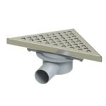 Caniveau pour douche triangulaire chrome silver