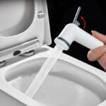 Kit Douchette WC PVC Blanc avec Tuyau Flexible tiemme
